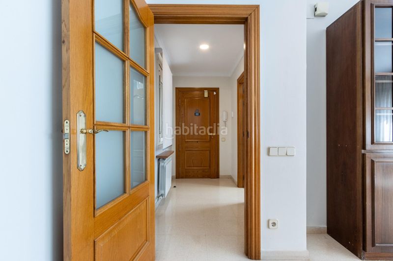 Foto bd68b0ba-e36a-41f3-b12c-f074e3623f18. Appartamento con riscaldamento parcheggio in Eixample Sabadell