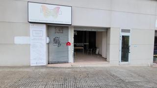Lloguer Local Comercial  Països catalans. Local de origen de 120 m2 con muchas posibilidades.