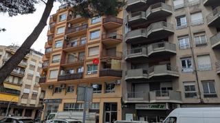 Etagenwohnung  Calle rossello. En venta piso de 122 m tiles en tortosa