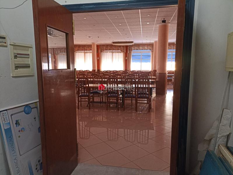 Foto 081bfb40-a795-4a99-8095-026950f16ae6. Edificio in Centre La Ràpita