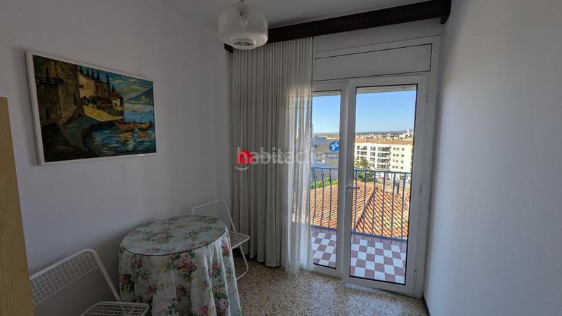 Foto a0480abc-22cd-45d1-b866-c6bd26531720. Pis a Centre Tortosa