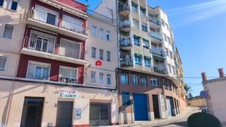 Pis a Centre. En venta piso de 4 habitaciones en tortosa