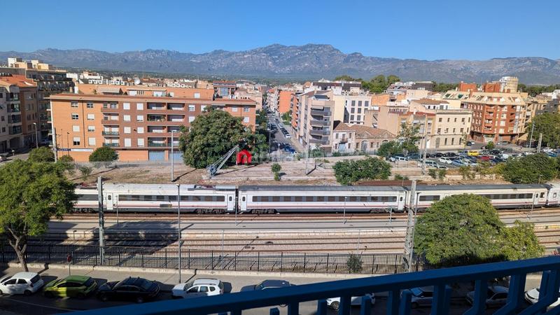 Foto cc218f3a-30aa-474a-8234-43b628dccb58. Pis a Centre Tortosa
