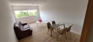 Location Appartement  Xavier montsalvatge. Piso reformado de 3 dormitorios para estudiantes. contrato tempo