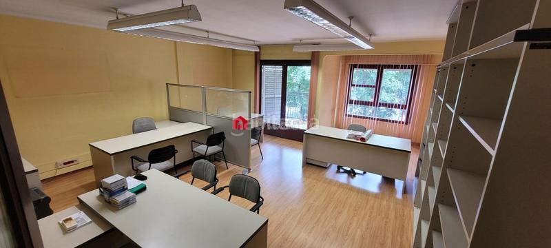 Foto 1e3dc5f3-1d5e-4a28-98a5-b236ca2d55aa. Lloguer oficina a Eixample Tarragona