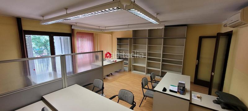 Foto 42c0be10-719b-4702-81fe-63cc2eef82ba. Lloguer oficina a Eixample Tarragona