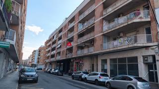 Dachwohnung in Carrer  barcelona 58. En venta ático en el centro de amposta.