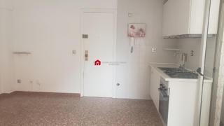 Etagenwohnung  Calle robert d'aguiló 41. En venta piso y parking tarragona ciudad