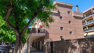 Casa adosada en Temple. En venta vivienda unifamiliar en la urbanización voraparc de tor