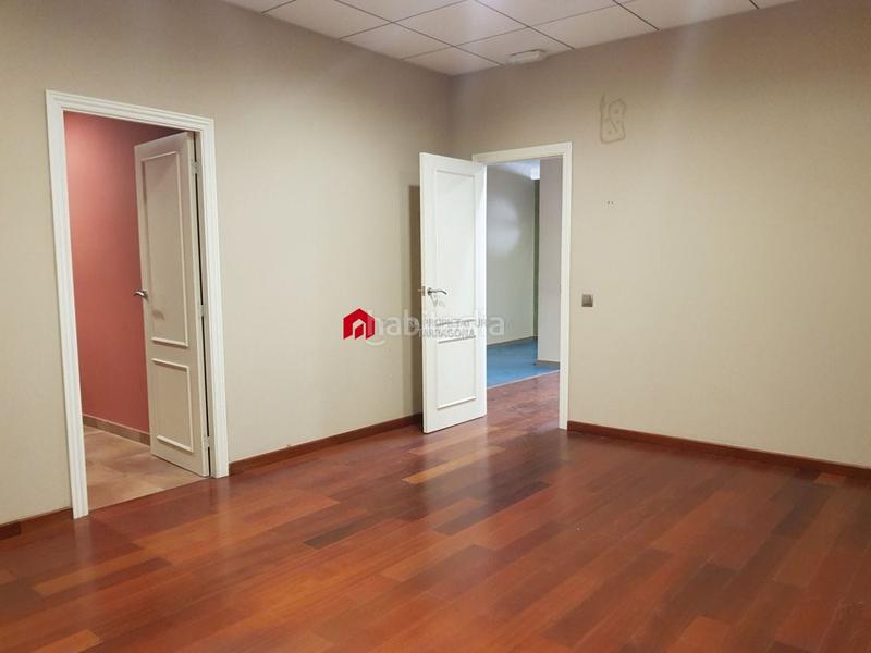 Foto 3d1c4ffa-90ad-4a7a-9f6f-1be04654cd58. Local commercial dans smith 32 dans Barris Marítims Tarragona