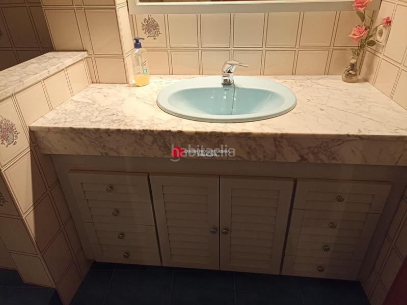 Foto 262141ee-bae0-4f01-9fa8-efc8953eecb4. Casa con riscaldamento in Centre Tortosa