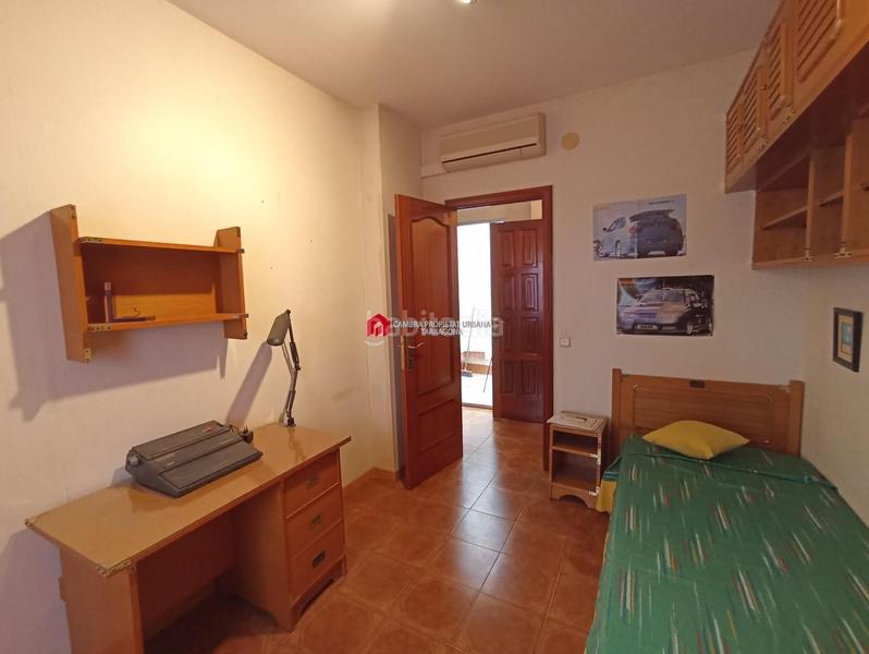 Foto 77eb85c0-ea38-4355-be21-469af5a483a0. Casa con riscaldamento in Centre Tortosa