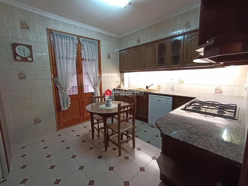 Foto 8b03b10d-d7cb-482f-9aa5-5c3383990ba5. Casa con riscaldamento in Centre Tortosa