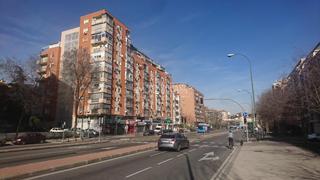 Pis a Almendrales. Piso en venta en madrid