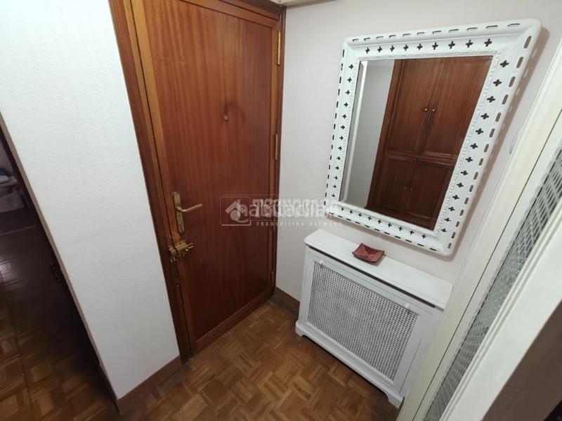 Foto 5ca90093-de37-4de0-88d3-89cf912ae7be. Piso  en venta en Almendrales Madrid