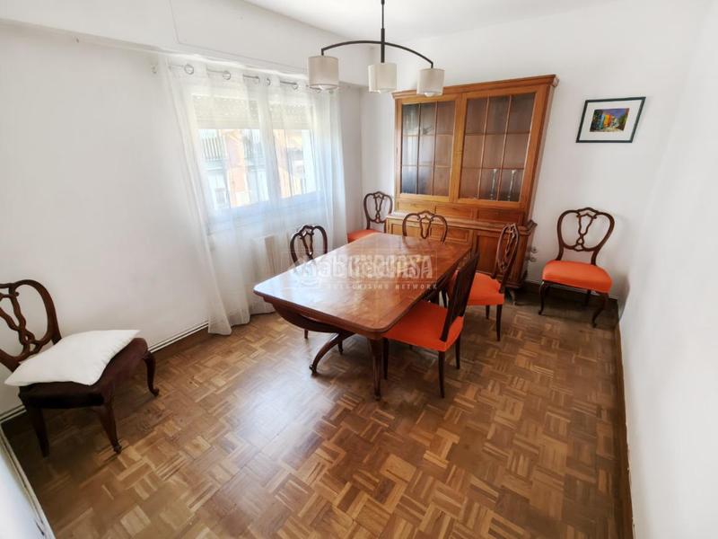 Foto 8e4545b3-cfad-4b92-b067-c2fad5e84c05. Piso  en venta en Almendrales Madrid