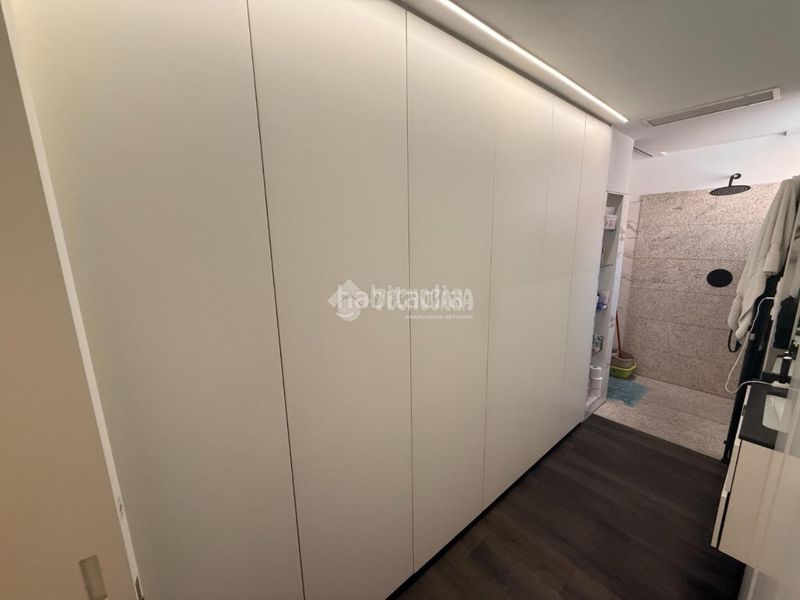 Foto 0da0c3e5-dff4-40da-8221-6c8c93426967. Flat with heating parking in Almendrales Madrid