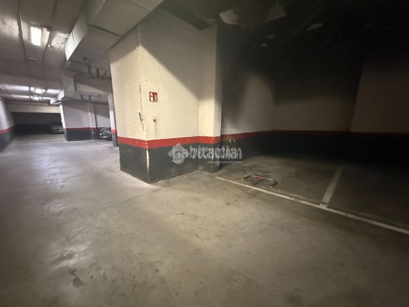 Foto 159630e2-3bb9-427e-91af-13e1db0b1909. Flat with heating parking in Almendrales Madrid