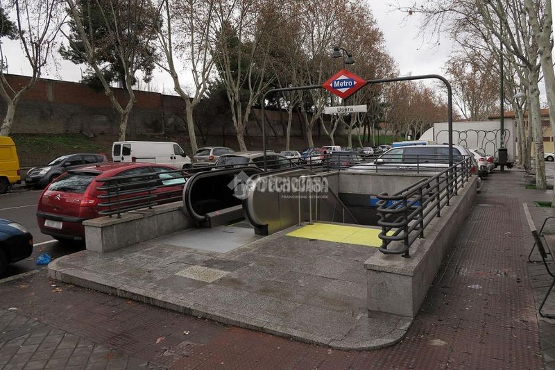 Foto 3ca93e6b-610e-4cf3-aeb6-bd98a1f78f74. Flat with heating parking in Almendrales Madrid