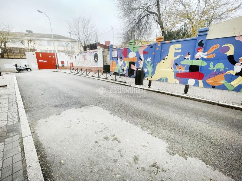 Foto bba33956-9be5-4645-abd7-bebb535c5e2a. Piso  en venta en Almendrales Madrid