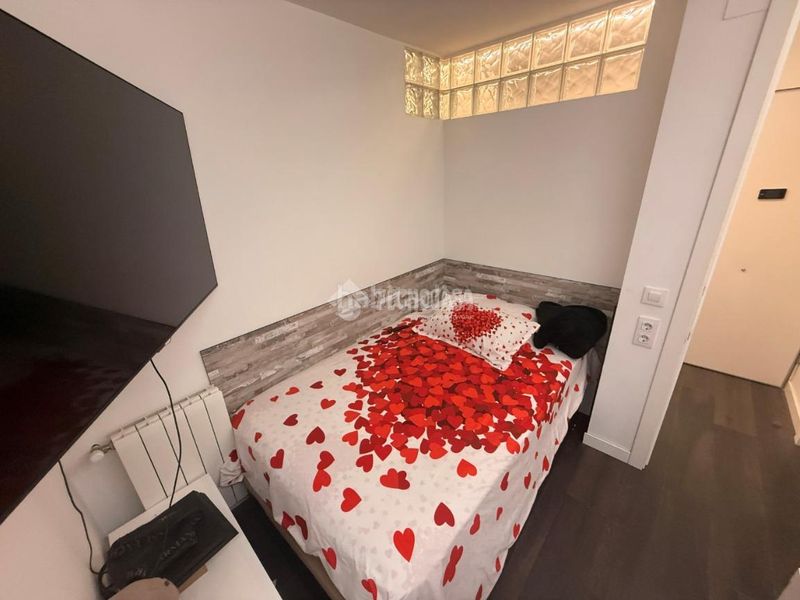 Foto d75dd5e3-ec35-4d17-8bca-398780c690e1. Flat with heating parking in Almendrales Madrid