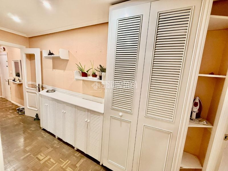 Foto 0ebd498e-08ab-4e26-8240-ee3d9436c41c. Piso  en venta en Almendrales Madrid