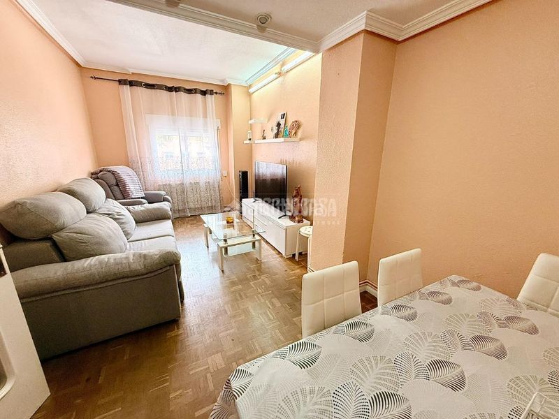 Foto 401b4118-9a6d-4671-b823-f2b129fecd90. Piso  en venta en Almendrales Madrid