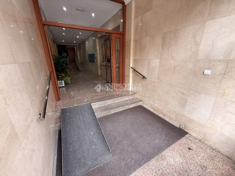 Foto bd3edece-c50d-4380-9221-4265868eb890. Piso  en venta en Almendrales Madrid