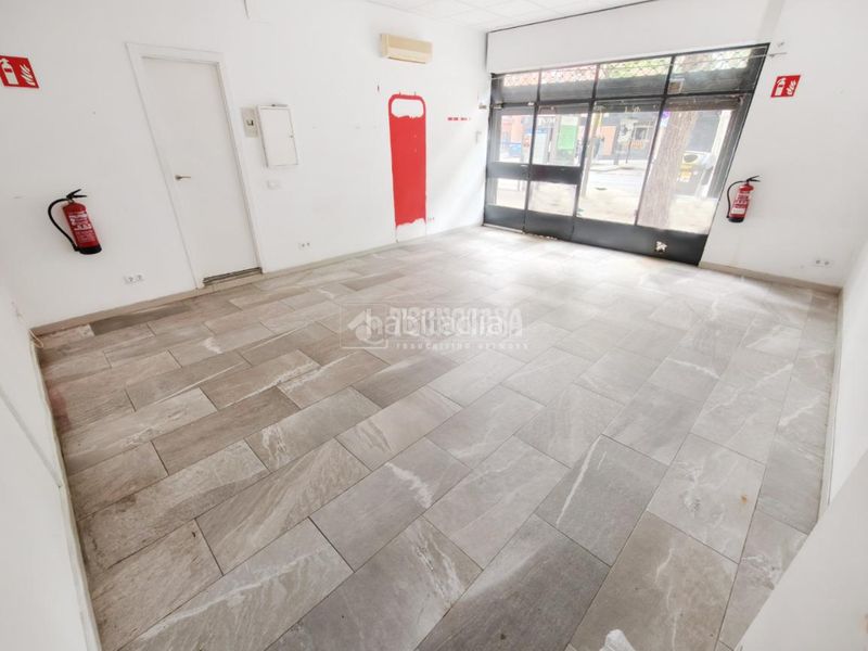 Foto 50a4ed3d-27c0-42f9-9de8-7c80fdac279c. Local comercial a Pradolongo Madrid