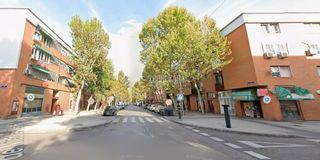 Local Comercial en Pradolongo. Local comercial en venta en madrid