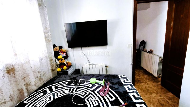Foto 25289795-48da-4be3-a206-4e90f4a5424d. Flat with heating in Almendrales Madrid