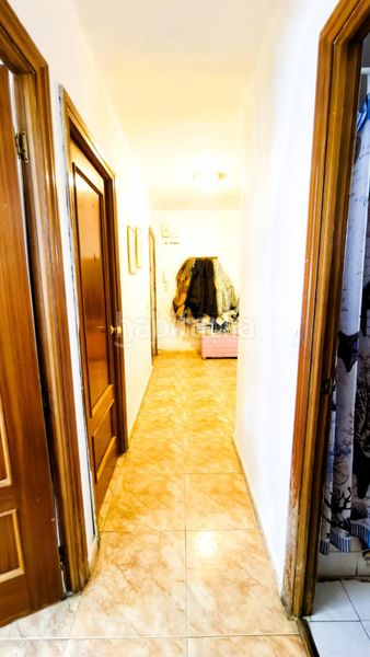 Foto 4658fd81-79b1-4420-aab0-d901b3b4e5e8. Flat with heating in Almendrales Madrid