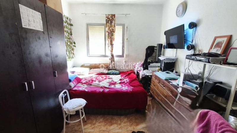 Foto ccbf8b7d-d8e0-4e11-a706-abaa0aca3b21. Flat with heating in Almendrales Madrid