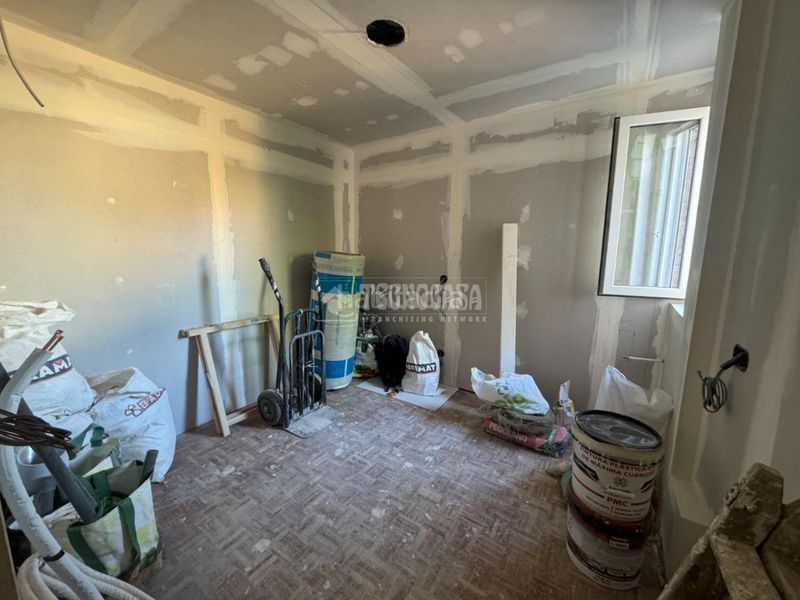 Foto 14eeda70-ac29-4ca2-902a-306f2d7034bf. Flat in Almendrales Madrid