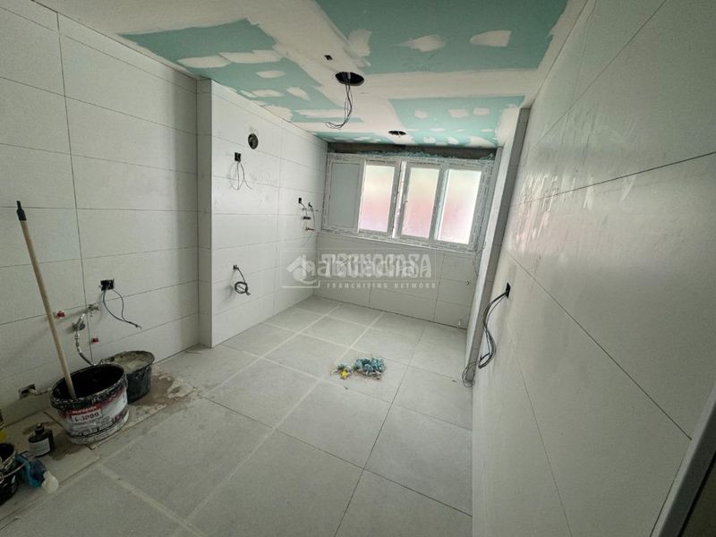 Foto 706f710f-a31a-49c8-9dc9-e409e87983fb. Flat in Almendrales Madrid