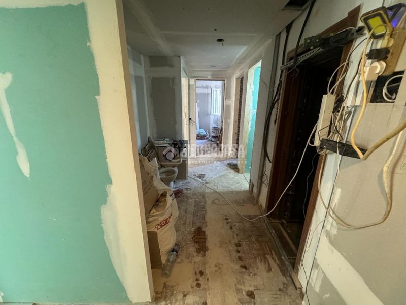Foto ae2d21d5-0edb-493d-b159-f5f07098f6b4. Flat in Almendrales Madrid