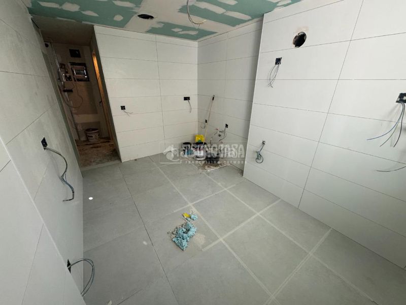 Foto b8744e51-ae1c-48f2-b012-507d3fca35b0. Flat in Almendrales Madrid
