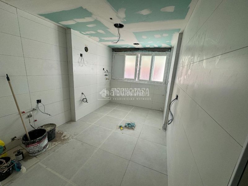 Foto daaca42e-b77b-428b-b143-f31fd6f95751. Flat in Almendrales Madrid