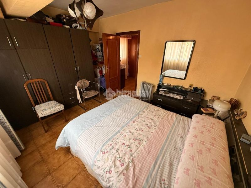 Foto c07b8e00-1107-40f9-b1b4-12ee253886a5. Piso  en venta en Almendrales Madrid