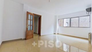 Pis en Goya. +piso ofrece esta excelente vivienda para entrar a vivir en plen