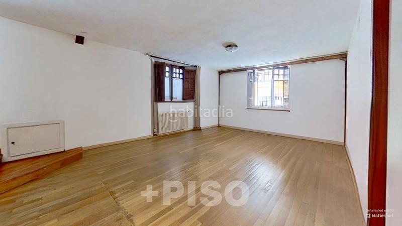 Foto bfb7d36e-4311-4874-8fa6-7e9b0b80c083. Dúplex  en venta en Casco Histórico en Casco Histórico Toledo