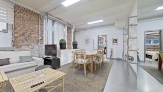 Pis  Calle de claudio coello. +piso ofrece precioso inmueble ubicado en la milla de oro del pr