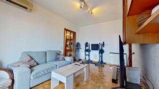 Appartement à Casco Histórico de Vicálvaro. +piso vende, luminoso piso para ideal para invertir o vivir.