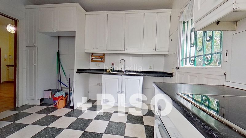 Chalet en Niño Jesús Madrid - Imagen 17