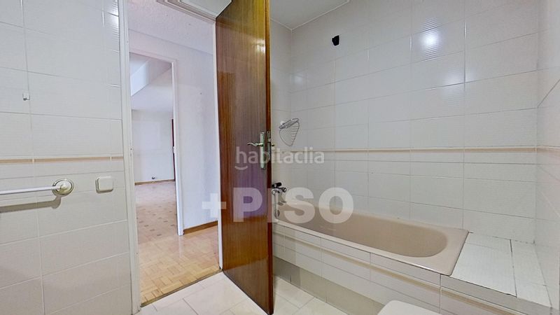 Foto 7dc0f9ab-e9e1-4936-92be-cfaad3a2f25a. Pis amb calefacció aparcament a Lista Madrid