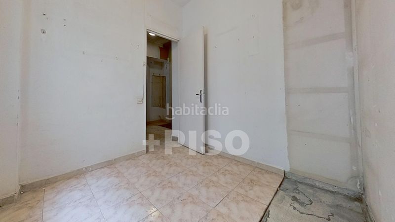 Foto 8d11e05c-8e07-4bfe-9be7-e7594624e73f. Pis amb calefacció aparcament a Lista Madrid