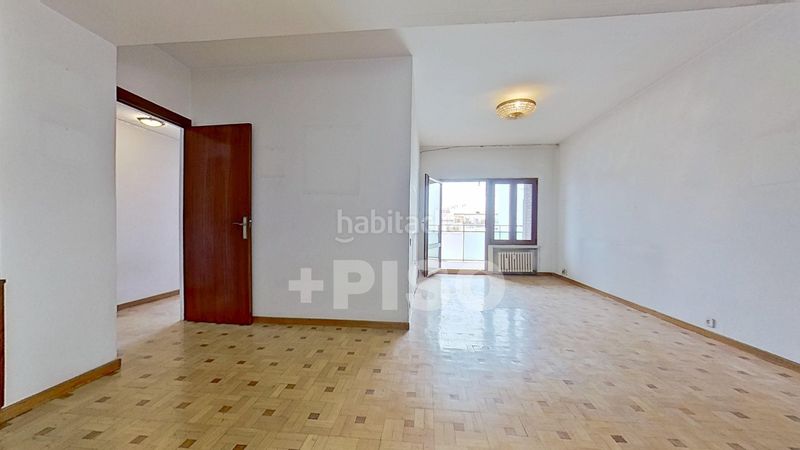 Foto 8e1b6b3c-74c3-454e-9680-da12475c5867. Pis amb calefacció aparcament a Lista Madrid