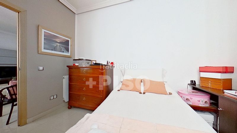 Foto bc8e0185-5a55-41de-a6ea-a672e42e02a3. Pis amb calefacció a Lista Madrid