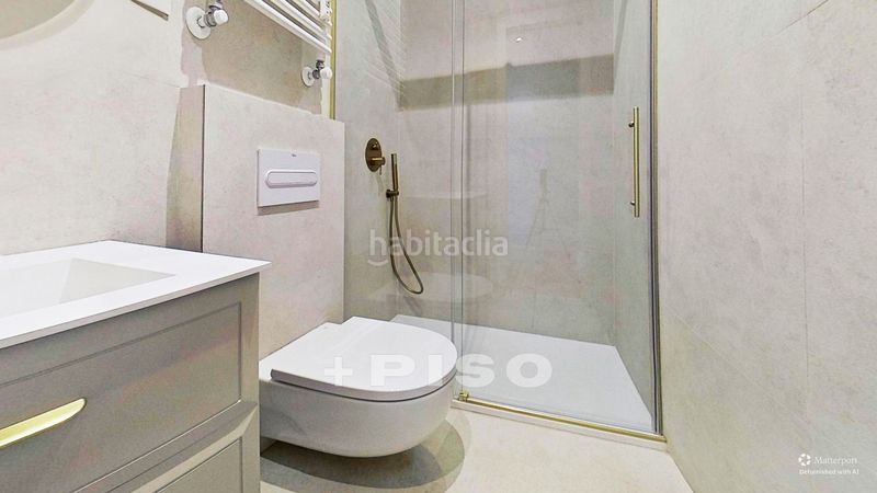 Foto c2f55c37-51c7-41ad-a456-9d497da23d8d. Àtic a Lista Madrid