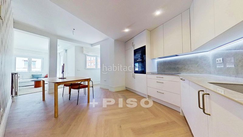 Foto ea4ac112-196c-41a1-8351-4b639e08e5a1. Àtic a Lista Madrid